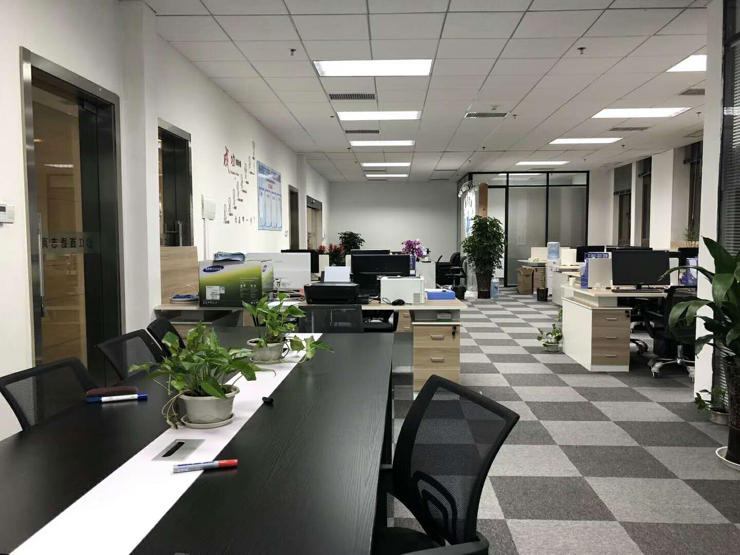 江西德志商务信息咨询有限公司 您的专业资质管家与商务信息咨询伙伴